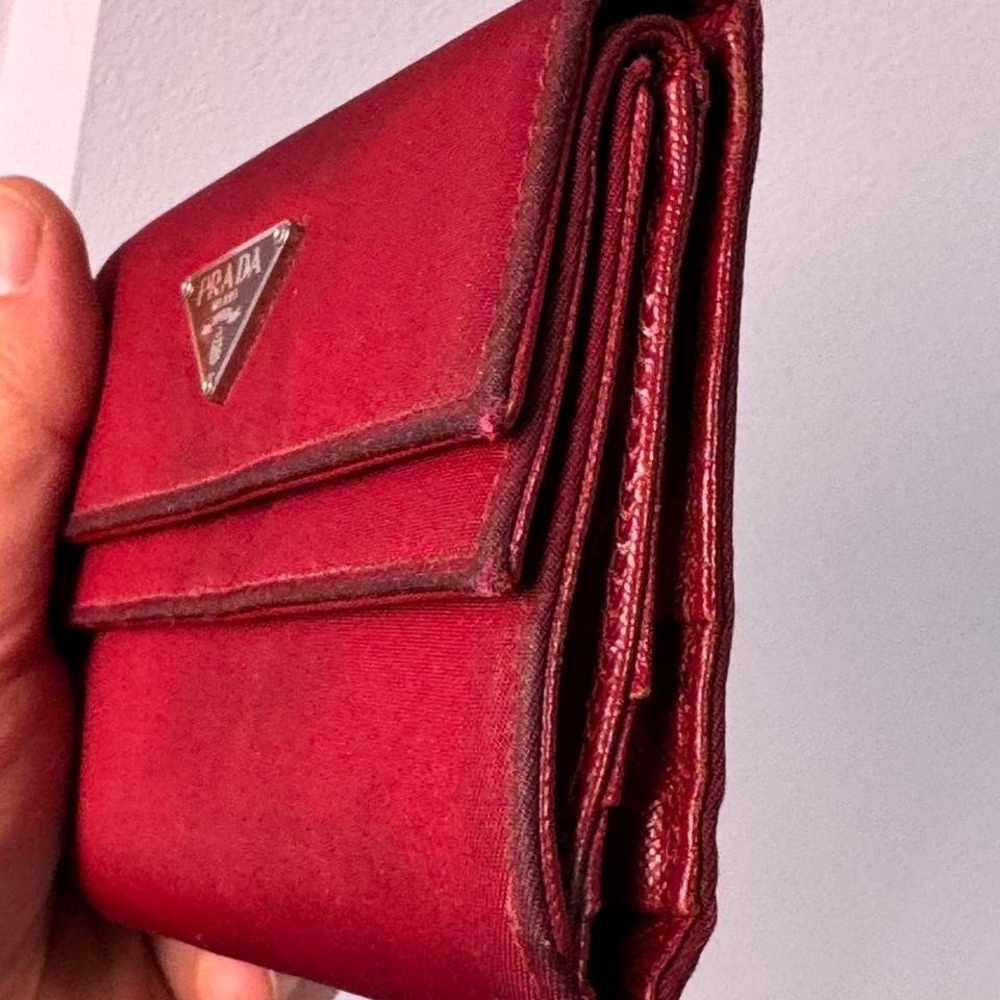 PRADA Red Nylon Wallet Red Pockets Cash & Cards Holder - Picture 5 of 8